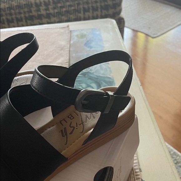 Blowfish Malibu Ardice Black Vegan Leather Sandals Velcro Buckle - Picture 10 of 13